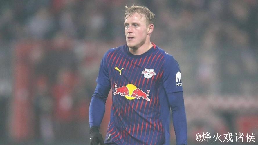 迪马济奥:尤文有意在明夏免签莱比锡中场施拉格尔 迪马济奥:尤文有意在明夏免签莱比锡中场施拉格尔